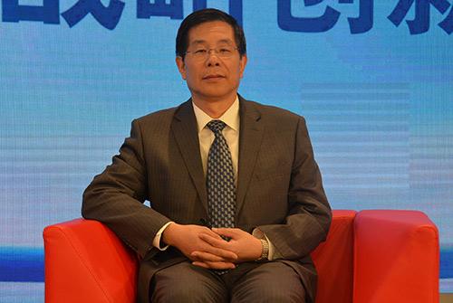 中国科学院党组成员、秘书长邓麦村做客两会e客厅