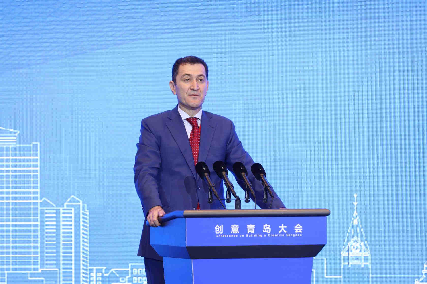 谢拉里·卓农 ：上合组织青岛峰会具有划时代意义