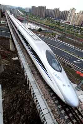 沪杭高铁设计时速350公里 最高跑出416.6公里